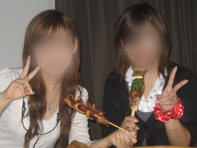 デイトナのあおいさん、あみさん、ハシ巻き、イカ焼きをパクリ