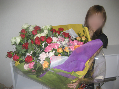 デイトナのあおいさんと花束